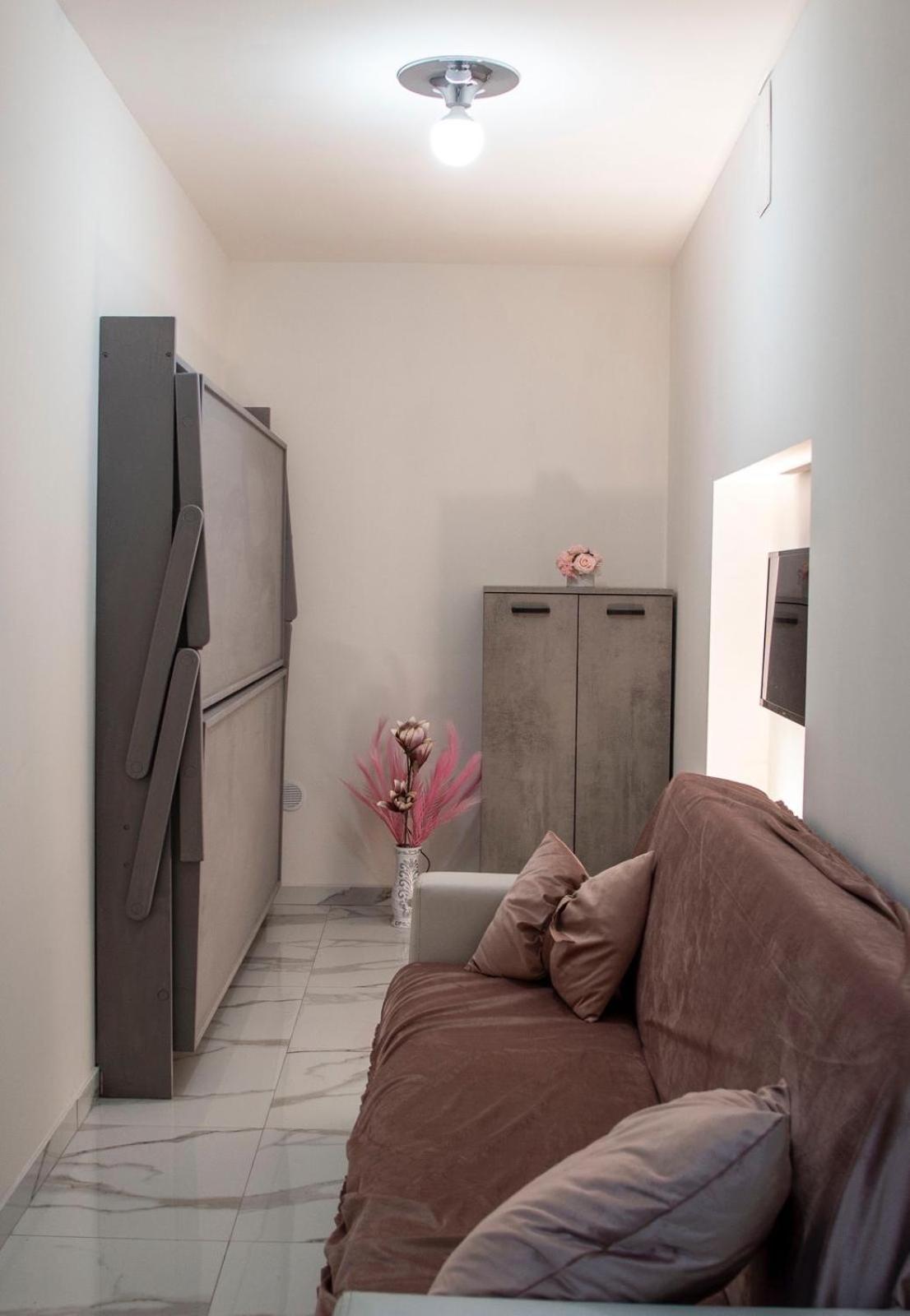 Apartamento Tiluri Nápoles Exterior foto
