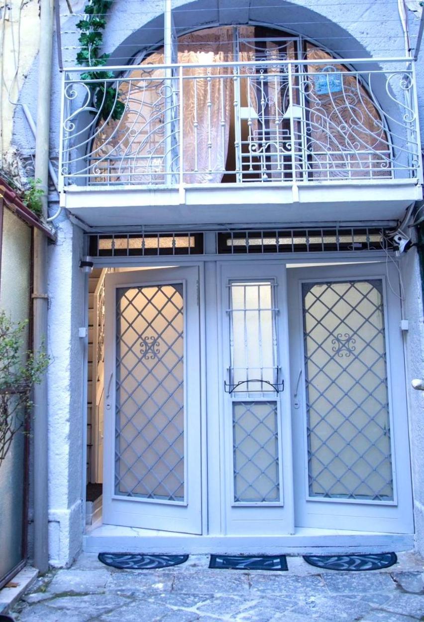 Apartamento Tiluri Nápoles Exterior foto